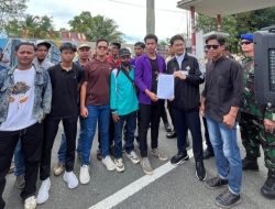 Kantor PT. PHSS di Demo Mahasiswa Unikarta, Tuntut Nasionalisasi Pengelolaan SDA